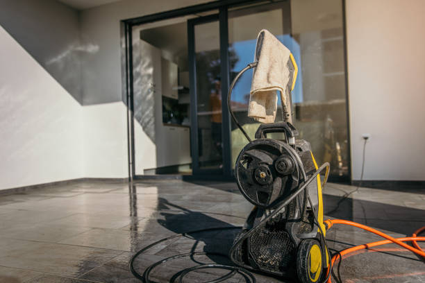Best Graffiti Removal  in Cypress Gardens, FL